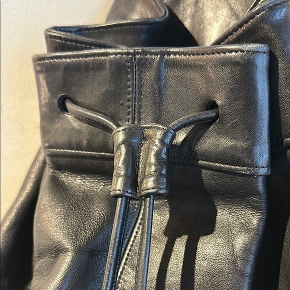 Vintage Coach Sling Bag Black Leather  Backpack - Picture 2 of 7